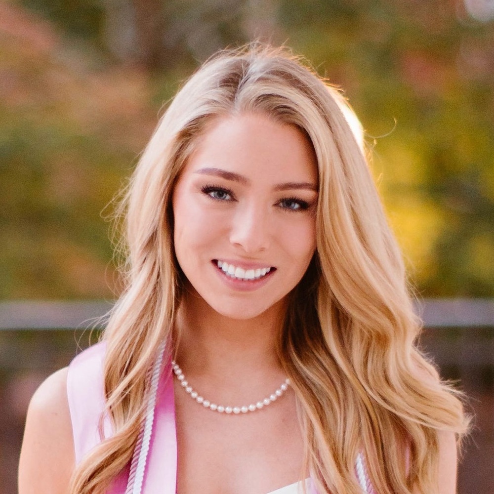Meet your Posher, Audrey!